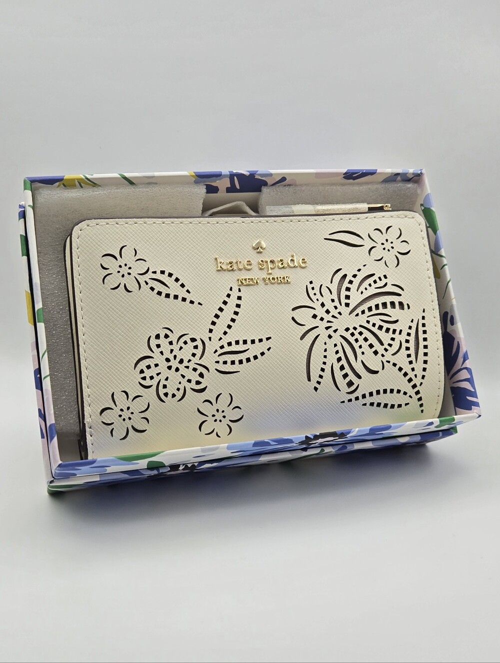kate spade NIB Madison Medium Compact Bifold Wallet In Meringue - Picture 9 of 10